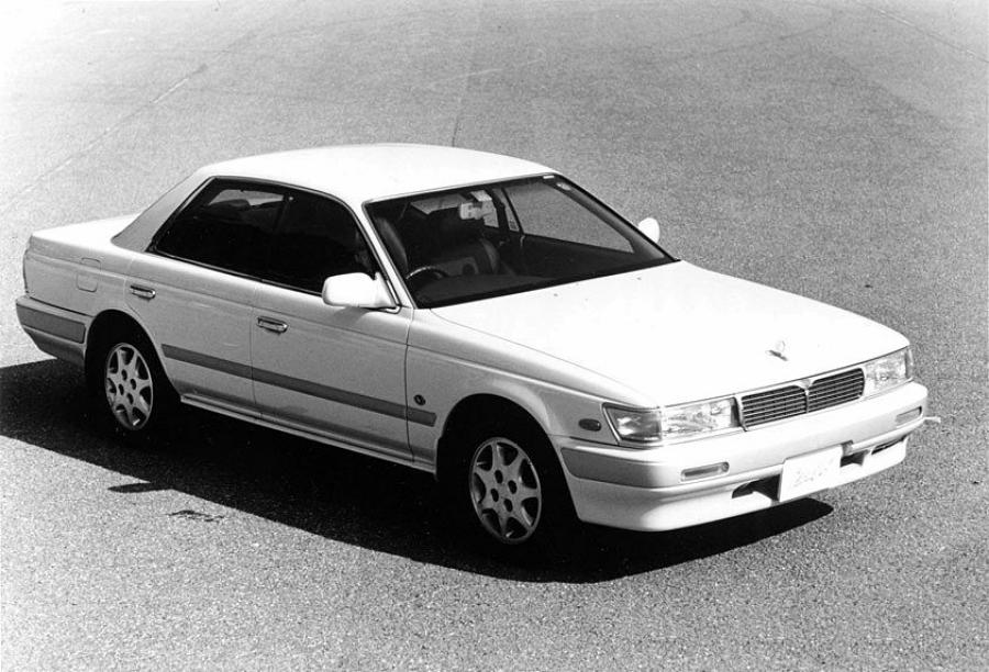 Nissan Laurel (C33) 1989 года  (фото 2 из 18)